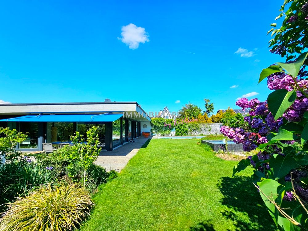 Mid century Villa nahe Zürich, in nur 32 Minuten staufrei am Flughafen